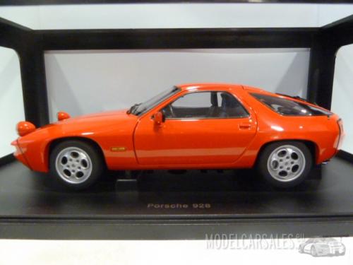 Porsche 928