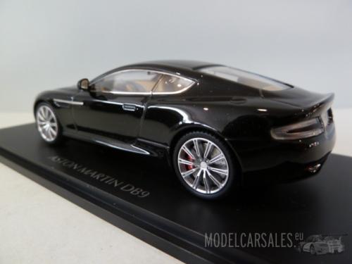 Aston Martin DB9