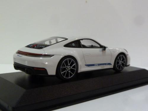 Porsche 911 (992.2) Carrera T