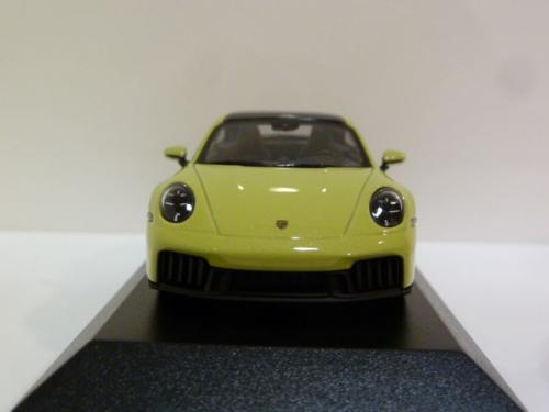 Porsche 911 (992.2) Carrera GTS