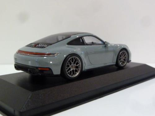 Porsche 911 (992.2) Carrera 4S
