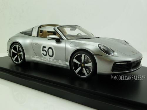 Porsche 911 (992) Targa 4S Heritage Edition
