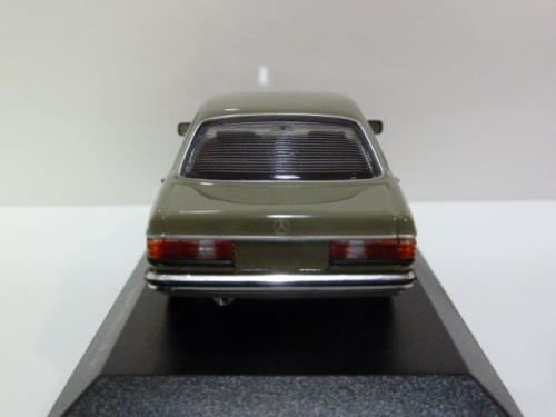 Mercedes-benz 230E (w123) Mercedes-benz 230E (w123)