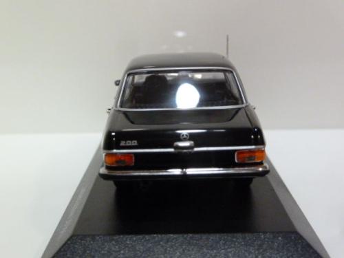 Mercedes-benz 200D (w114/115) Strich8