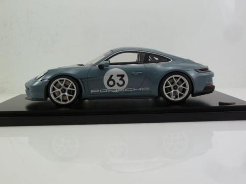 Porsche 911 (992) S/T Heritage Design #63